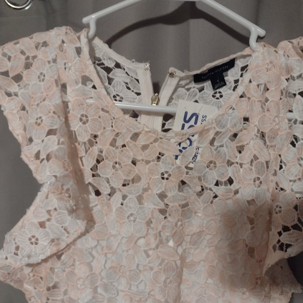 Tommy Hilfiger pink and white floral dress size 4 new with tags
